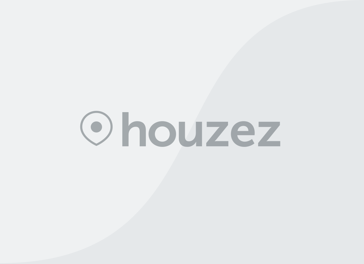 أربع غرف نوم مع مسبح